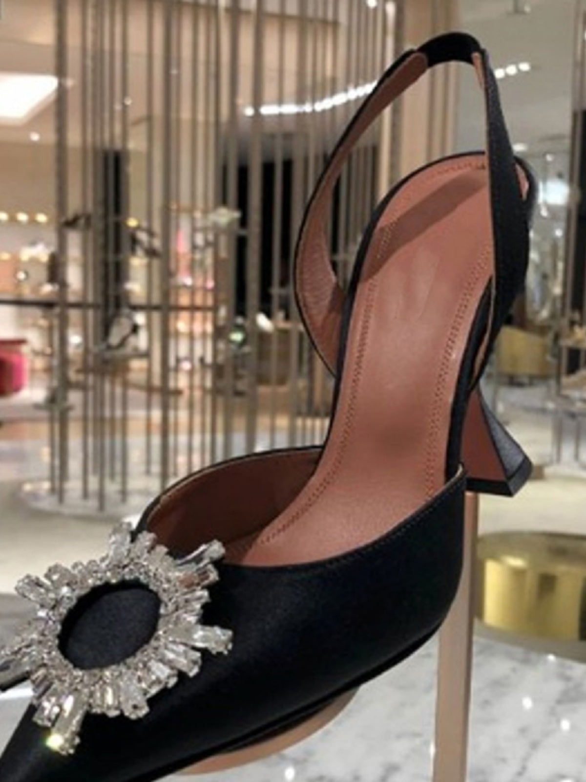 Internet Celebrity French Style Closed Toe Spring and Summer Ins Trendy Rhinestone Stiletto Heel