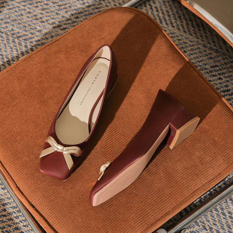 2024 Spring New Arrival Square Toe Chunky Heel Graceful Bow High Heels Joker Women Casual Shoes Mid Heel Comfortable Shoes