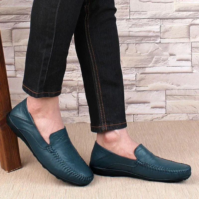 Fashion Leather Men Casual Shoes Luxury Brand Formal Men Loafers Moccasins Italian Breathable Slip on Male Boat Shoes Size 37-47
