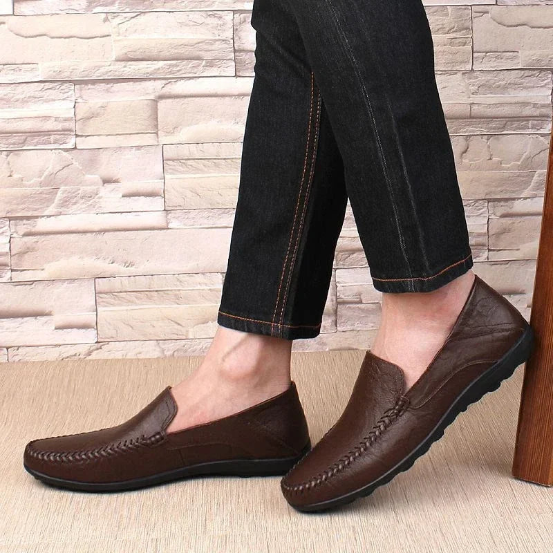 Fashion Leather Men Casual Shoes Luxury Brand Formal Men Loafers Moccasins Italian Breathable Slip on Male Boat Shoes Size 37-47