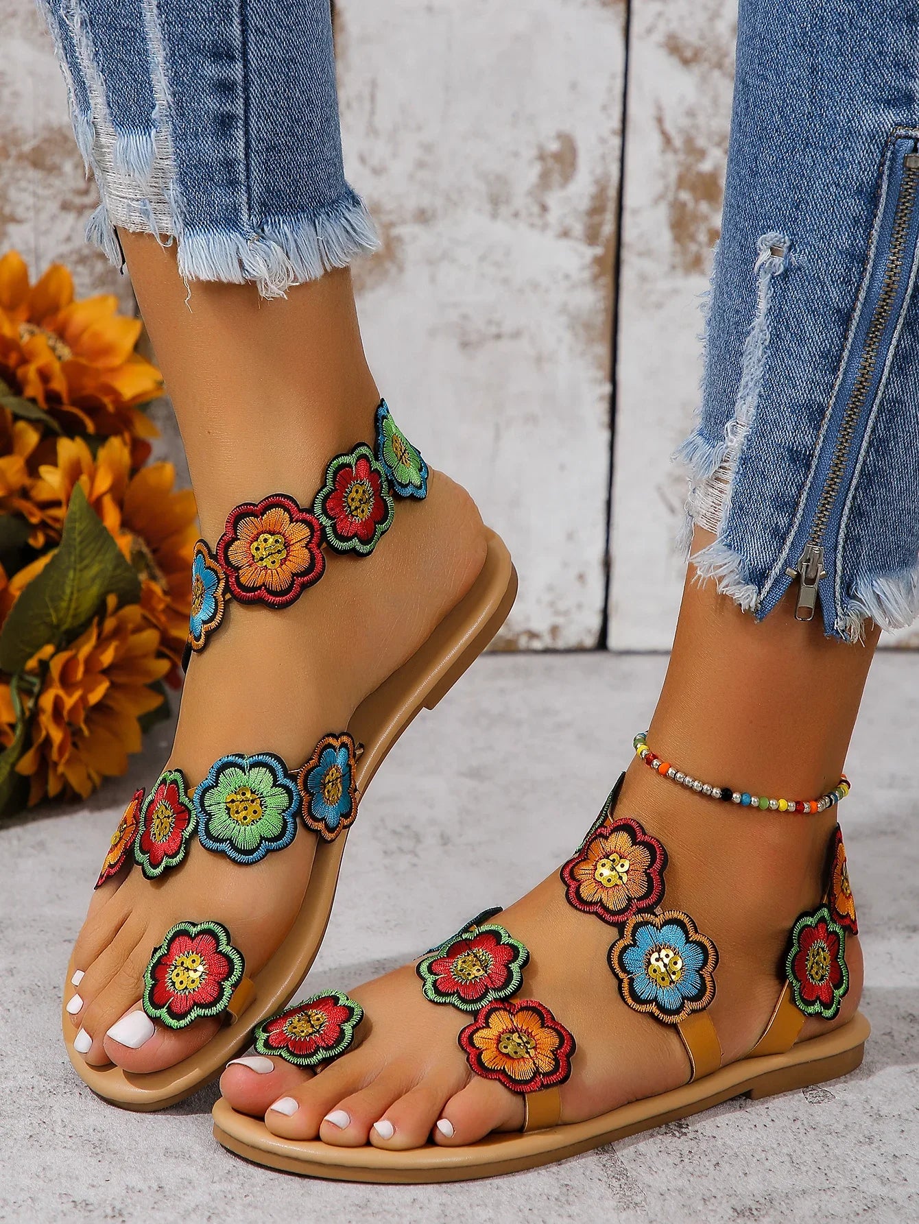 Yellow Embroidered Faux Flower Fashion Sandals Flat Plus Size 43 Summer Outdoor Beach Shoes Travel Mom Shoes
