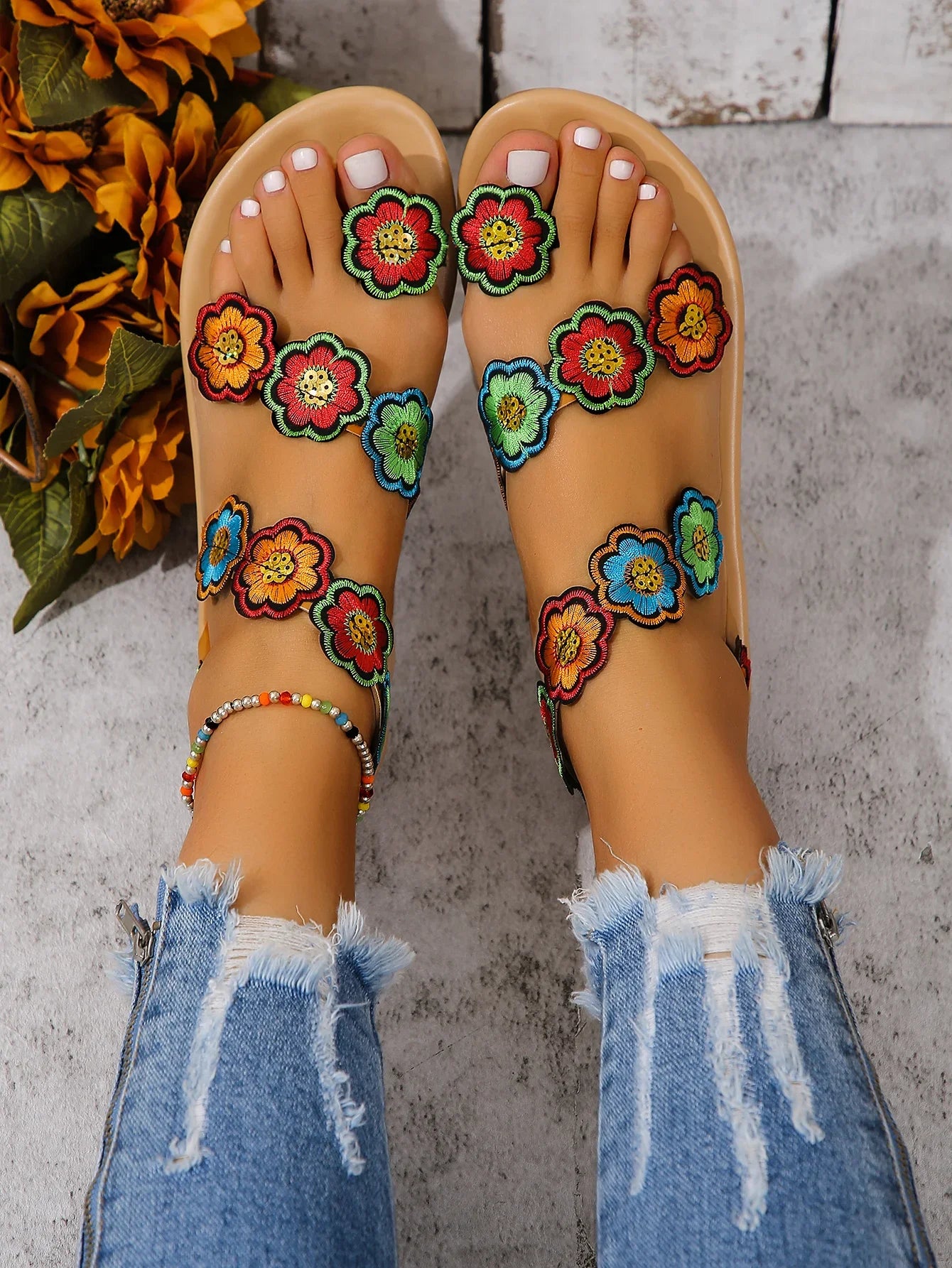 Yellow Embroidered Faux Flower Fashion Sandals Flat Plus Size 43 Summer Outdoor Beach Shoes Travel Mom Shoes