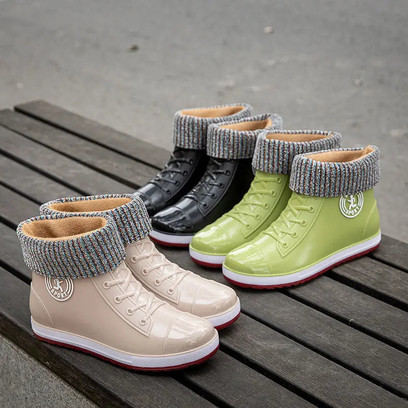 2025 New plush galoshes waterproof rain boots women's rubber platform shoes for lady ankle wide toe rainboots water shoes woman