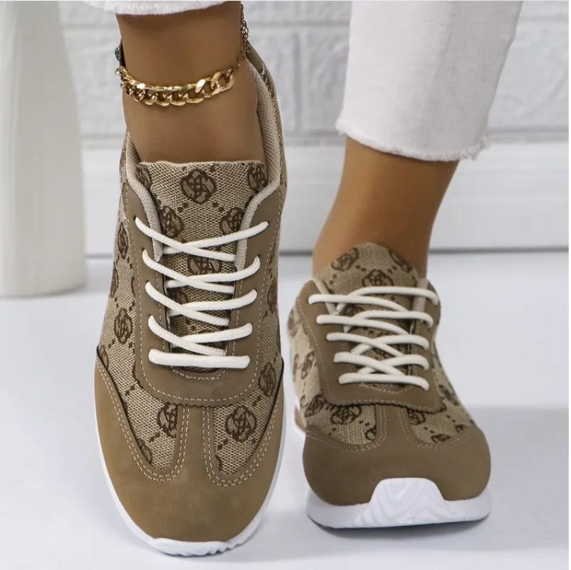 Retro Flower Embroider Brand Design Sneakers Women 2025 Autumn Trend Platform Sneakers Woman Lightweight Flat Heels Casual Shoes