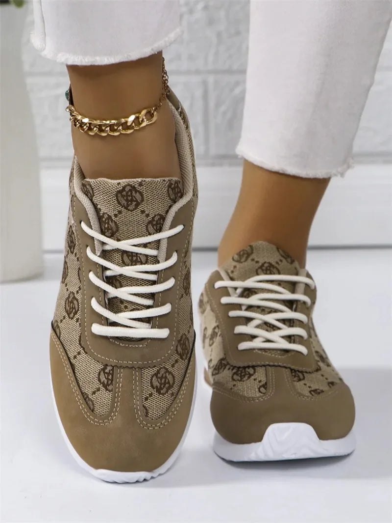 Retro Flower Embroider Brand Design Sneakers Women 2025 Autumn Trend Platform Sneakers Woman Lightweight Flat Heels Casual Shoes