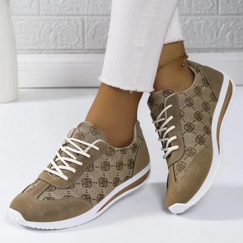 Retro Flower Embroider Brand Design Sneakers Women 2025 Autumn Trend Platform Sneakers Woman Lightweight Flat Heels Casual Shoes