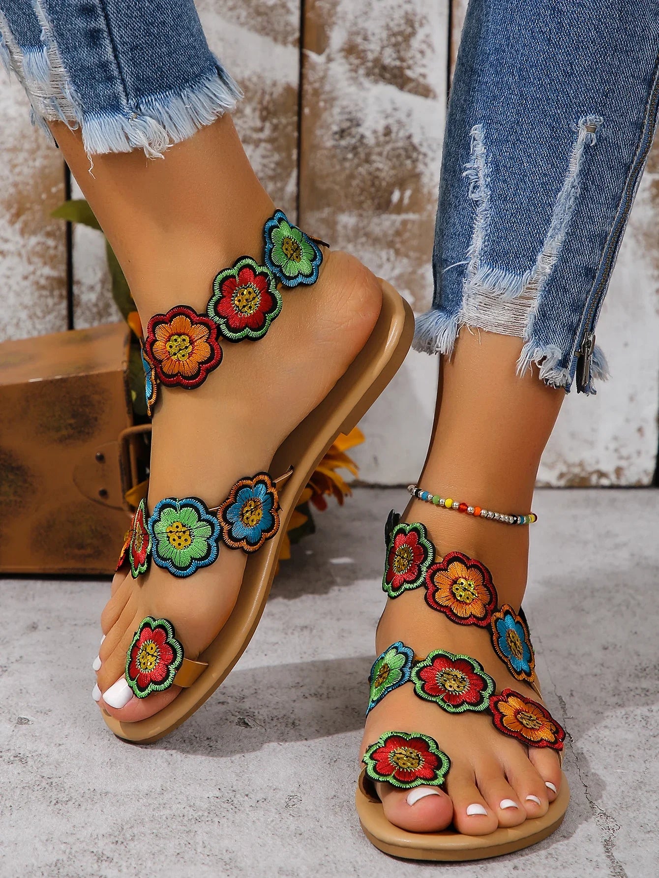 Yellow Embroidered Faux Flower Fashion Sandals Flat Plus Size 43 Summer Outdoor Beach Shoes Travel Mom Shoes