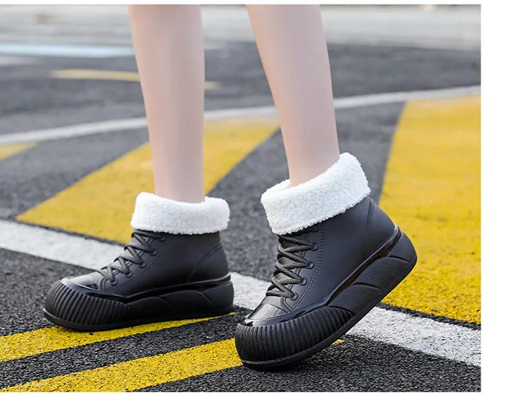 2025 New plush galoshes waterproof rain boots women's rubber platform shoes for lady ankle wide toe rainboots water shoes woman
