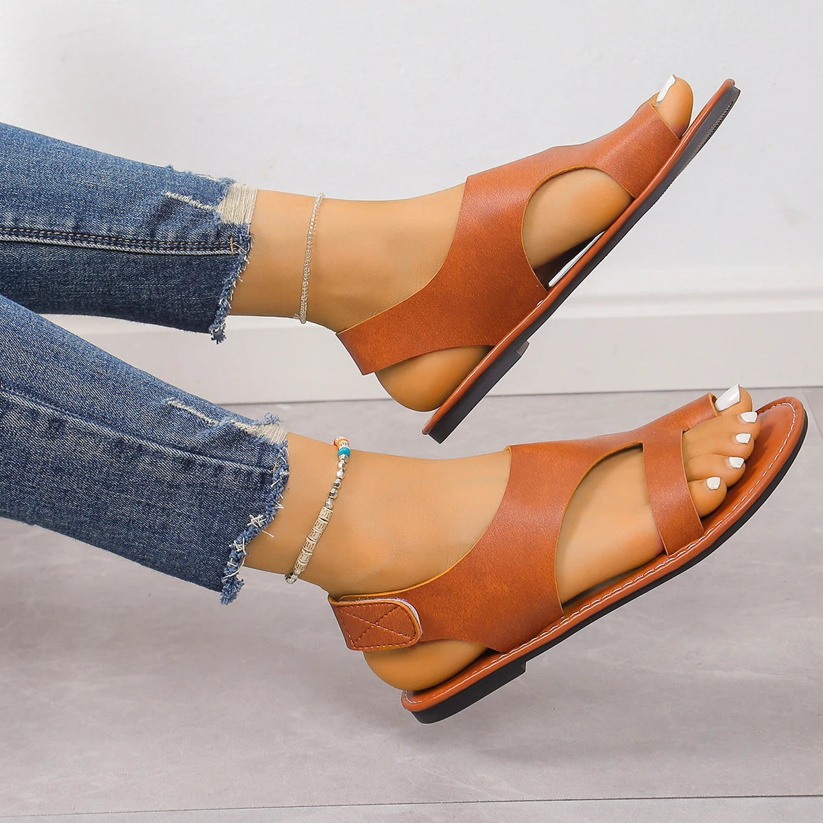 Hot Sale Shoes Female 2024 Summer Women's Flats Sandals New Solid Color Simple Casual Sandals 44 Size Ladies Flip Flop Sandals
