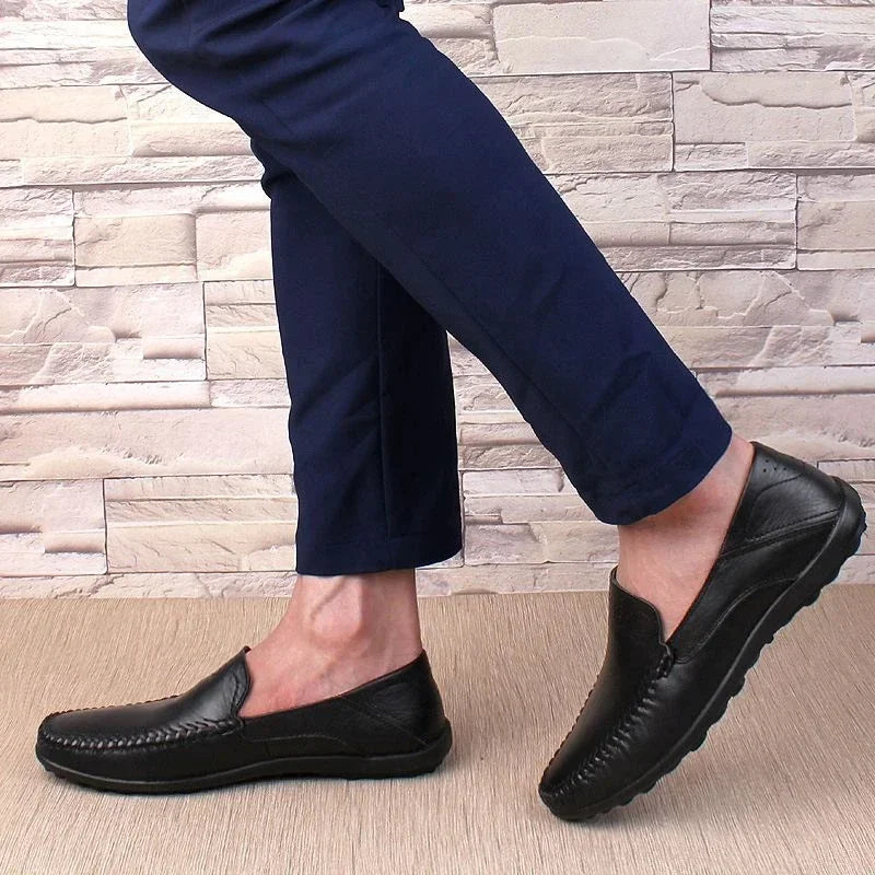 Fashion Leather Men Casual Shoes Luxury Brand Formal Men Loafers Moccasins Italian Breathable Slip on Male Boat Shoes Size 37-47