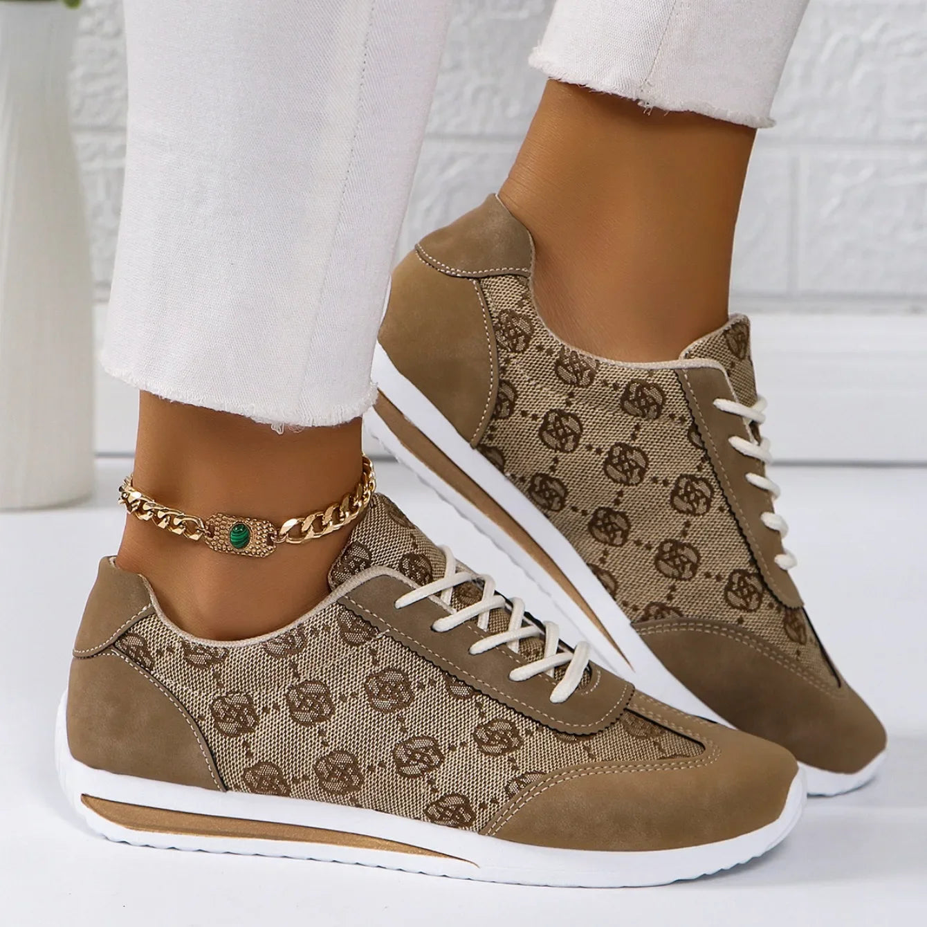 Women Sneakers 2024 Spring Autumn Fashion Outdoor Versatile Sneakers Women Casual Comfortable Lace Up Walking Shoes for Women