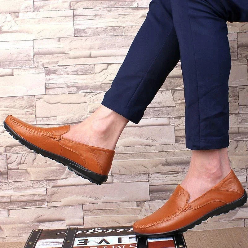 Fashion Leather Men Casual Shoes Luxury Brand Formal Men Loafers Moccasins Italian Breathable Slip on Male Boat Shoes Size 37-47