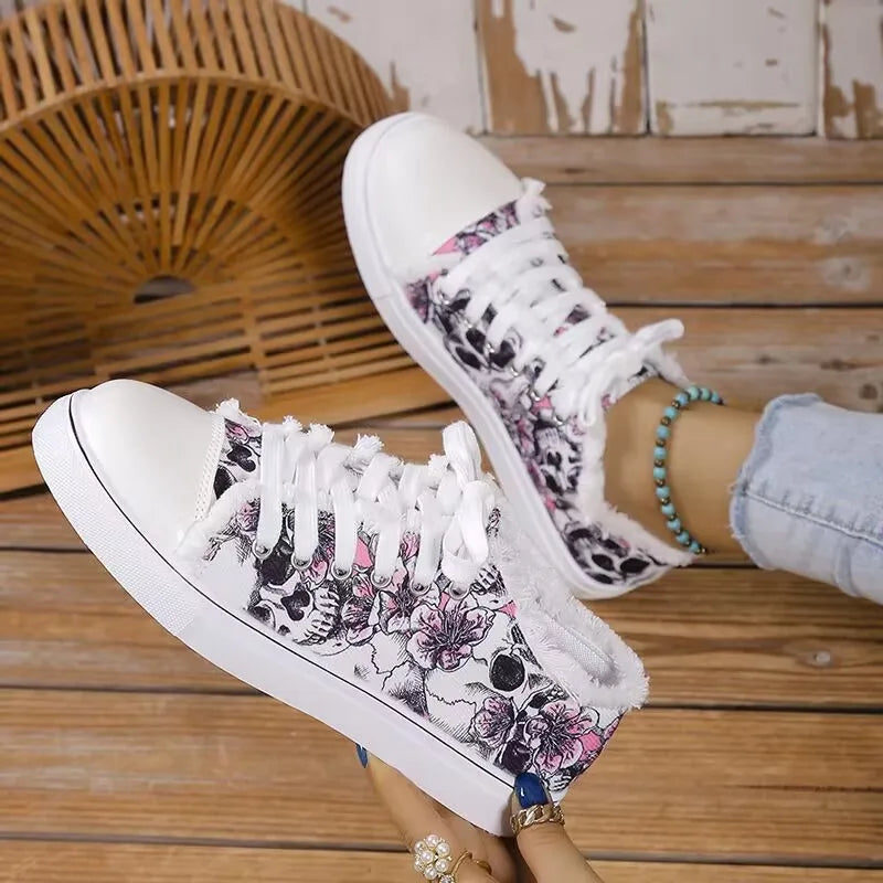 Floral Skull Canvas Shoes 2024 Spring Autumn Women Large Size Flat Sneakers Female Lace-up Shoes Casual Vulcanized Shoes Zapatos