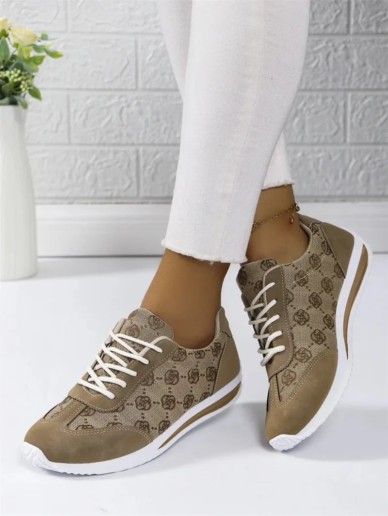 Retro Flower Embroider Brand Design Sneakers Women 2025 Autumn Trend Platform Sneakers Woman Lightweight Flat Heels Casual Shoes
