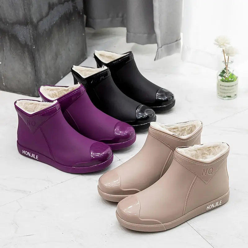 2025 New plush galoshes waterproof rain boots women's rubber platform shoes for lady ankle wide toe rainboots water shoes woman